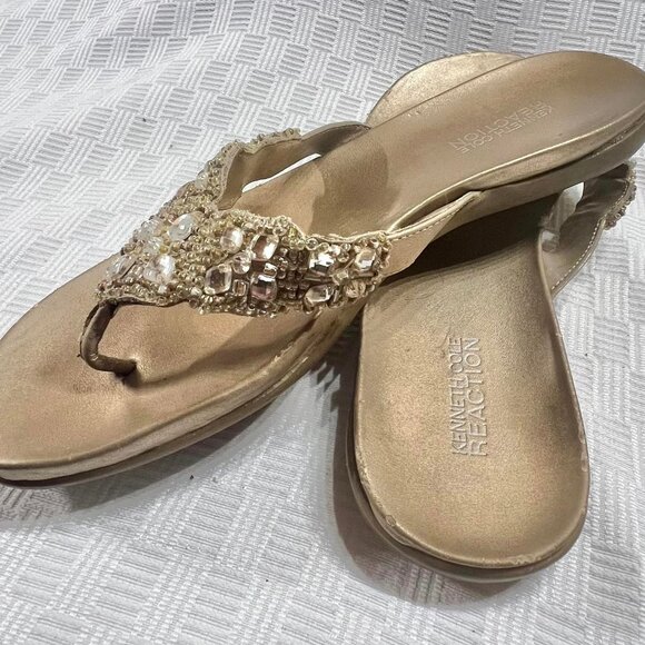 Size - 8 1/2 Medium Kenneth Cole Reaction Champagne Sandals - Picture 3 of 10